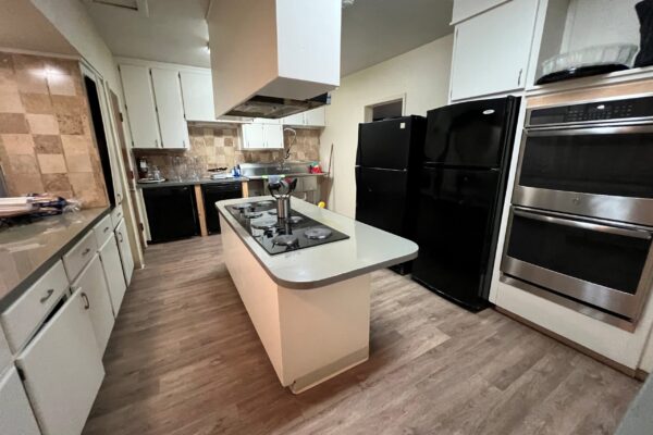 1919 S Collins St Arlington Kitchen 2