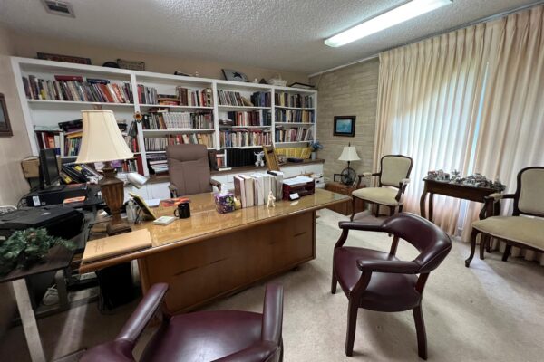 827 S Galloway Avenue Mesquite Pastors Office edit