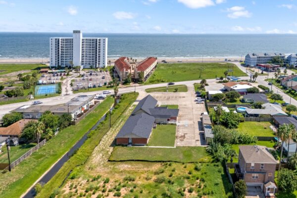 7402 Stewart Road Galveston (24) edit
