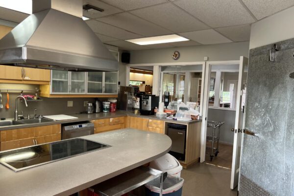 4309 Young Street - IMG_3037